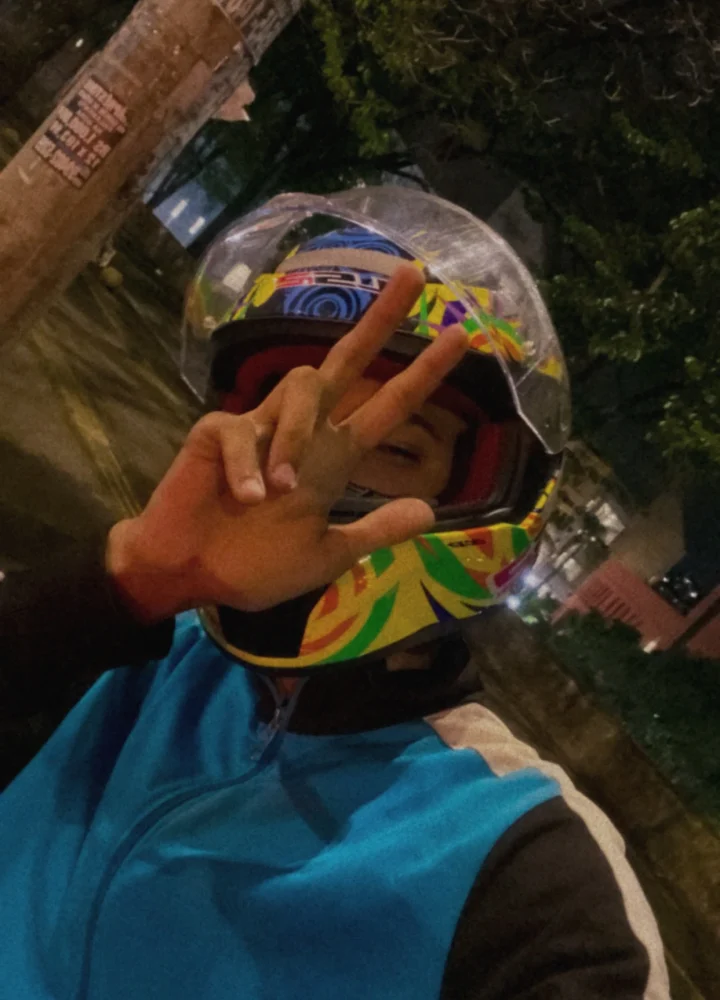 132D12B8-76CC-4F65-B28E-1AD91AFD2C1F